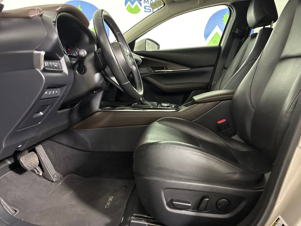Used 2022 MAZDA CX-30 AWD 2.5 S w/ Premium Package image 16