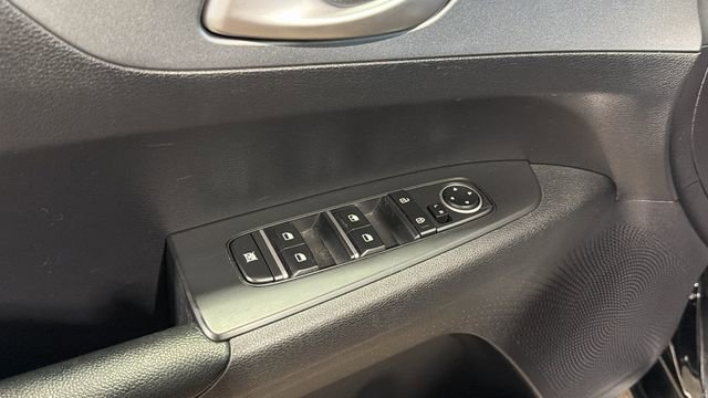 Used 2021 Kia Forte LXS FWD image 27