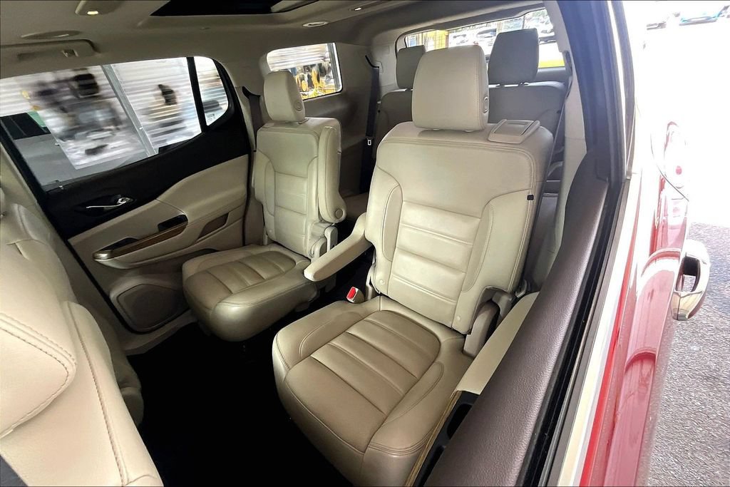 Used 2019 GMC Acadia Denali AWD/4WD image 34