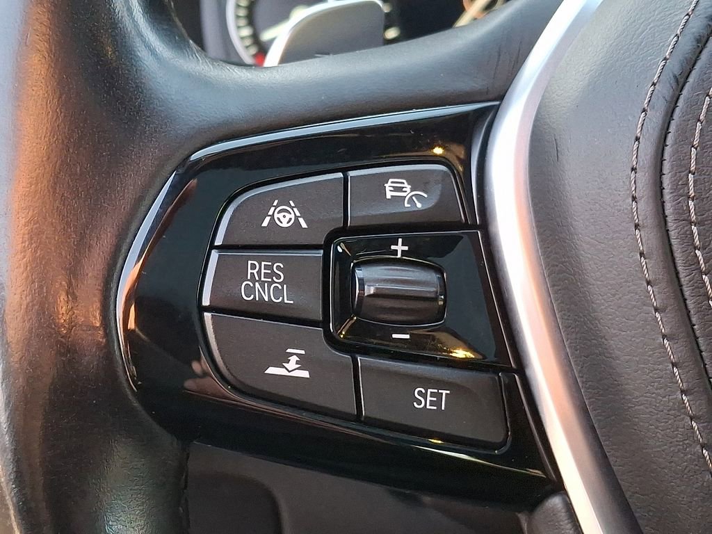 Used 2019 BMW 530i xDrive image 17