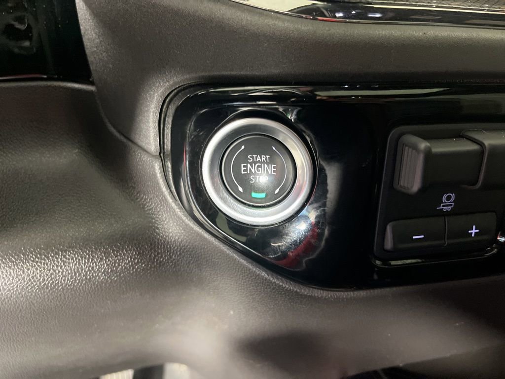 Certified 2024 Chevrolet Silverado 1500 ZR2 w/ Technology Package image 28