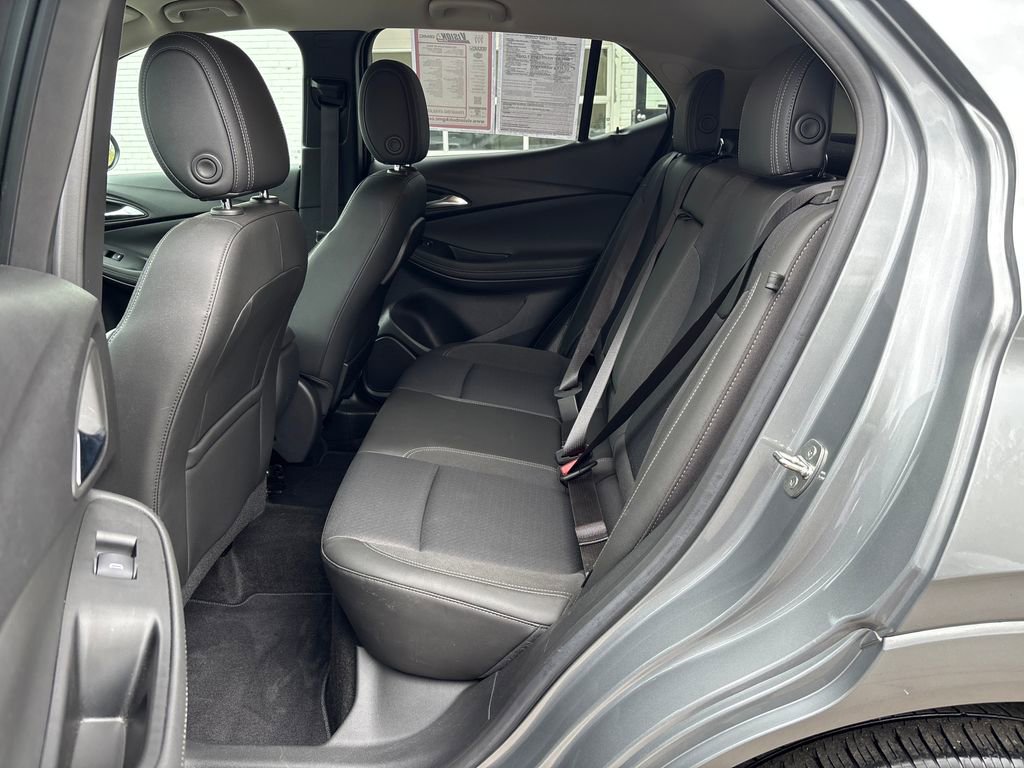Used 2023 Buick Encore GX Select w/ Sport Touring Package AWD/4WD image 16
