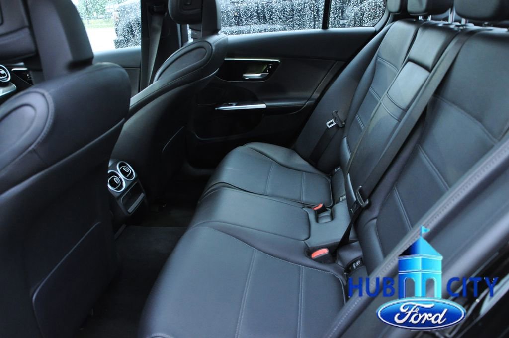 Used 2025 Mercedes-Benz C 300 Sedan image 12