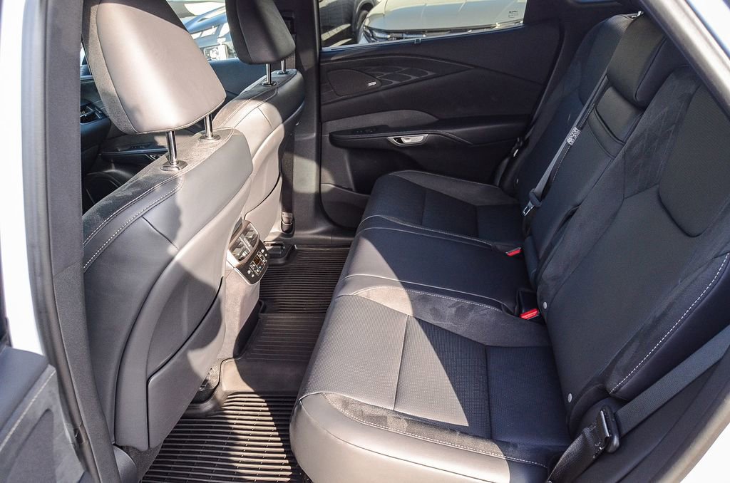 Used 2025 Lexus RX 350 w/ Convenience Package image 17