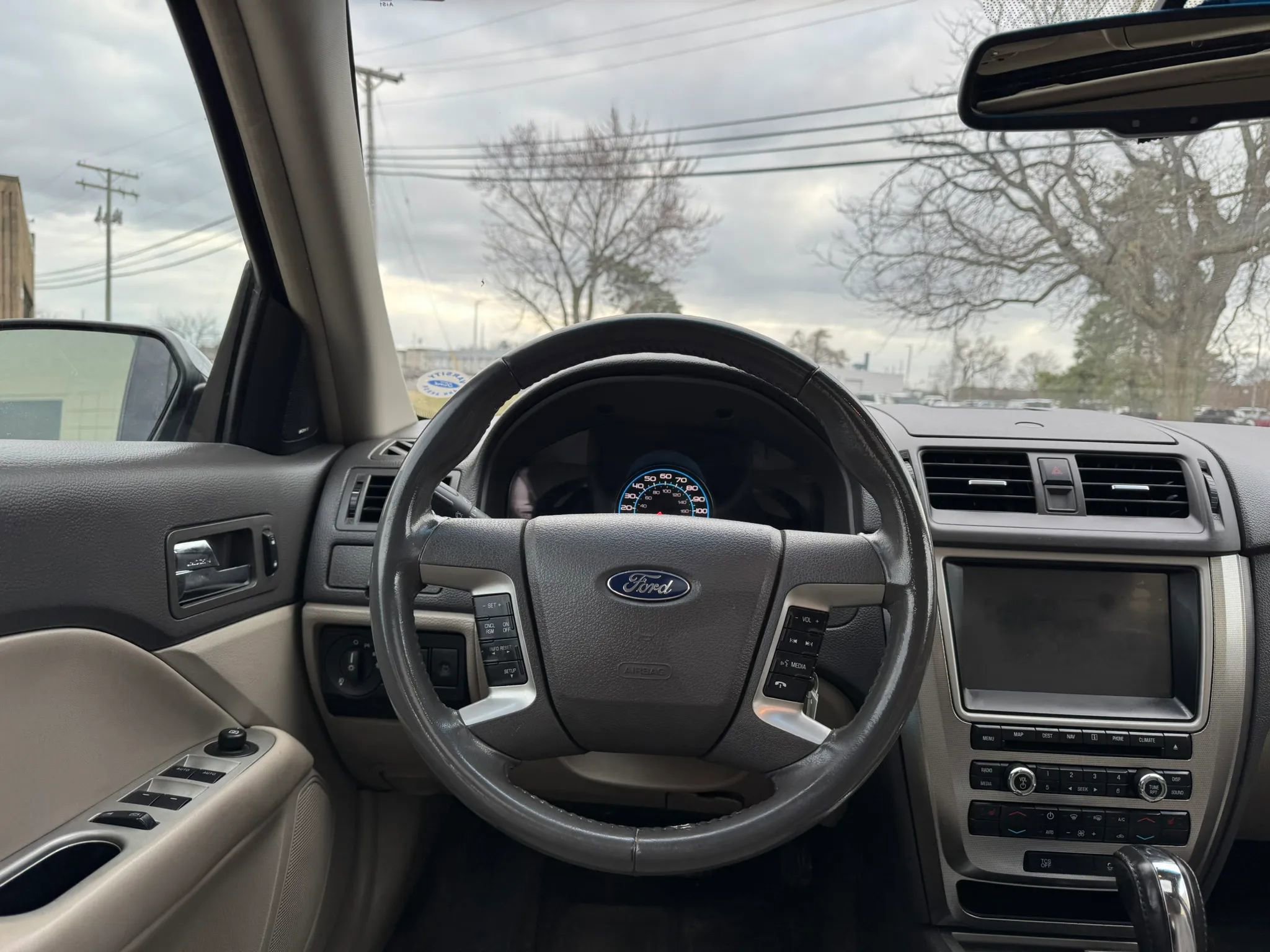 Used 2011 Ford Fusion Hybrid w/ 502A Rapid Spec Order Code image 17