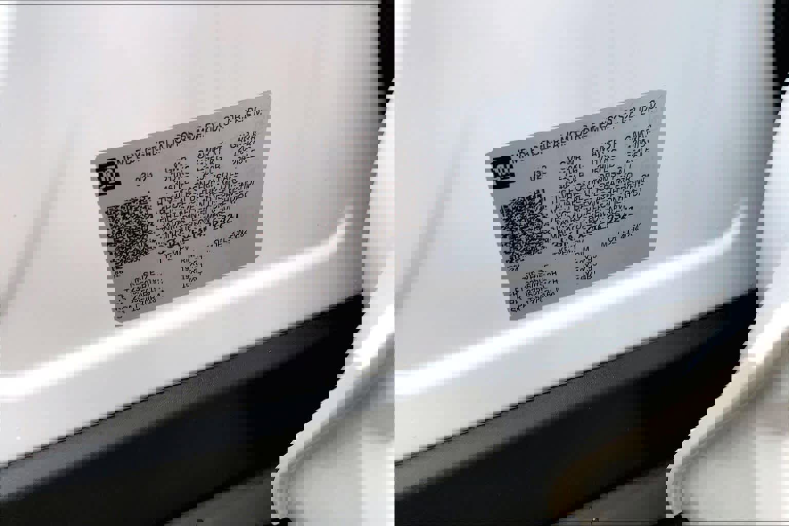 Used 2023 GMC Terrain Denali image 34