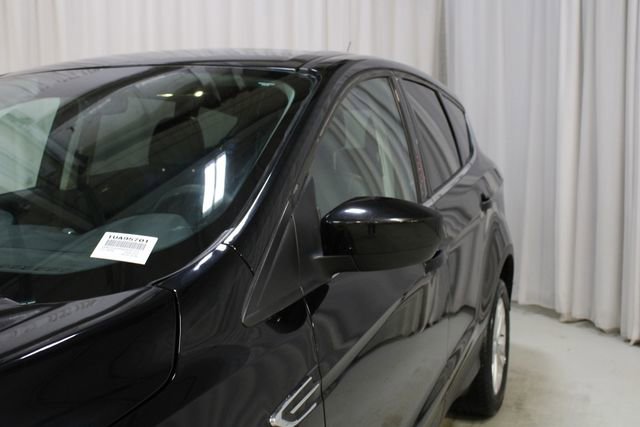 Used 2017 Ford Escape SE image 35