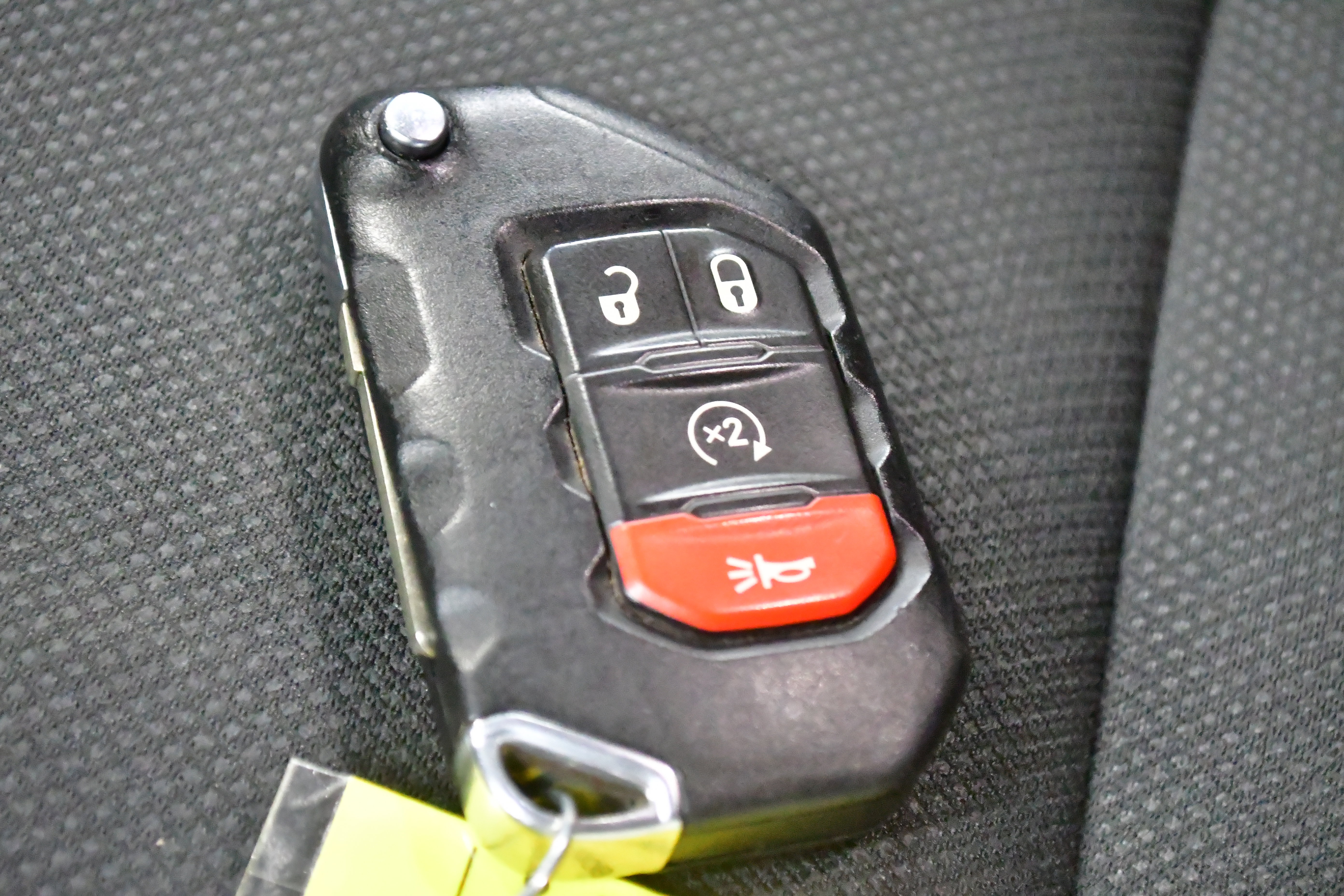 Used 2023 Jeep Wrangler Unlimited w/ Sun & Screen Package image 53