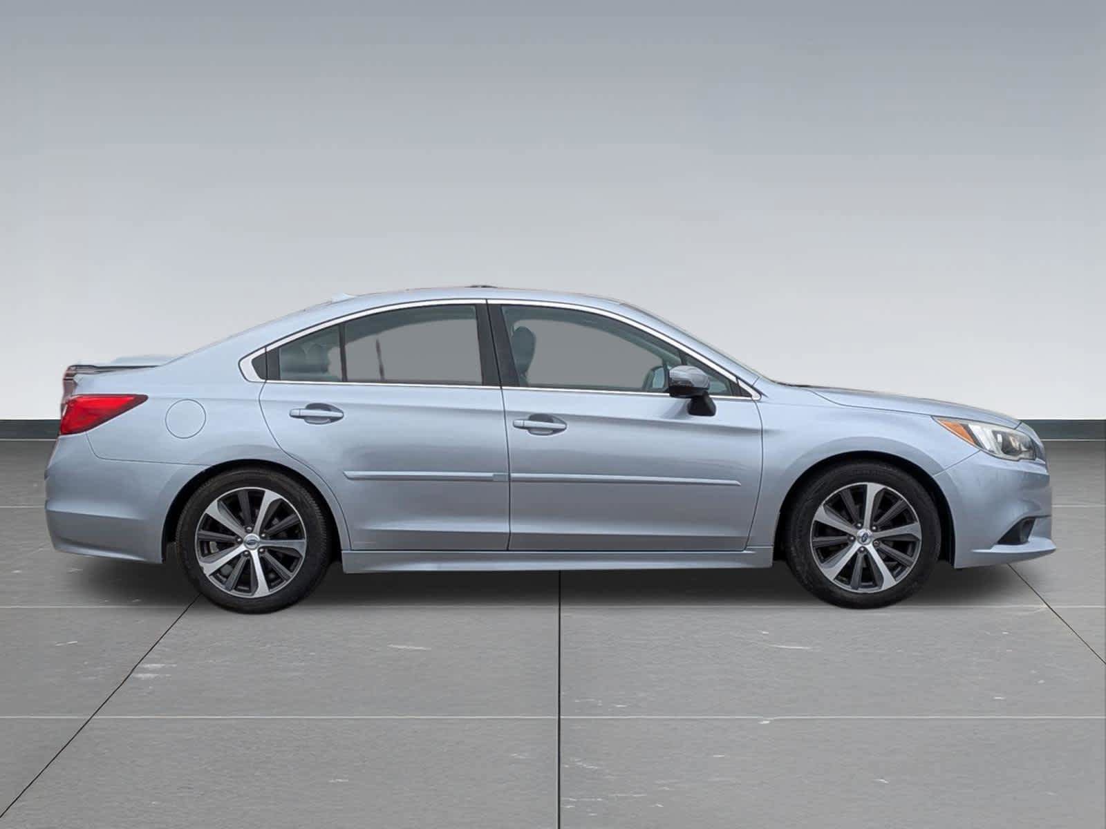 Used 2016 Subaru Legacy 2.5i Limited AWD/4WD image 7