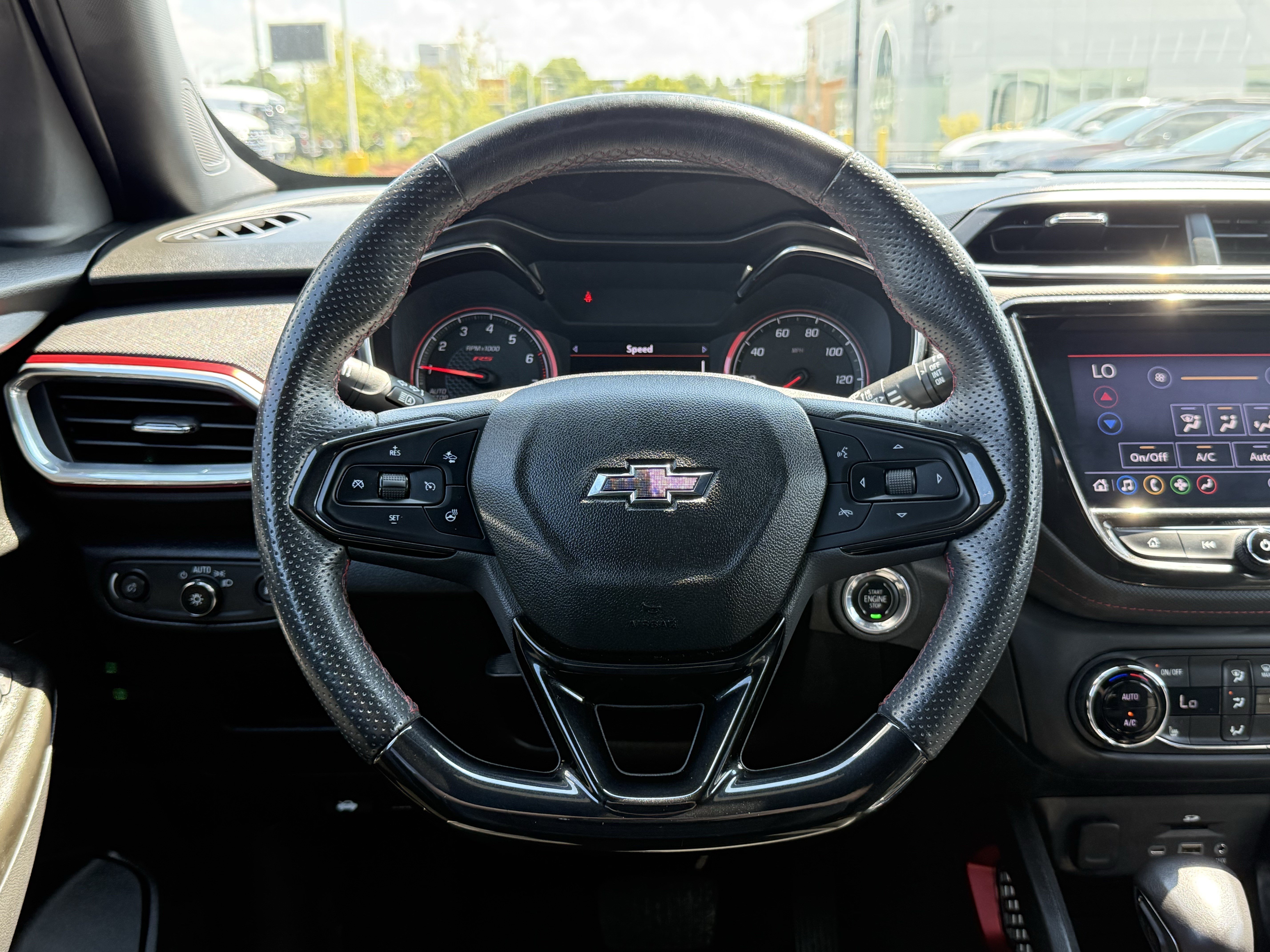 Used 2022 Chevrolet TrailBlazer RS w/ Technology Package AWD/4WD image 17