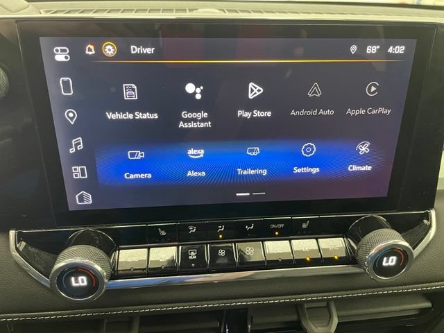 Used 2024 Chevrolet Colorado LT w/ LT Convenience Package III AWD/4WD image 3