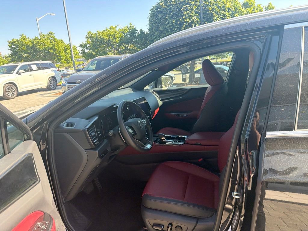 Certified 2024 Lexus NX 250 FWD w/ Towing Package (2000 Lbs) image 33