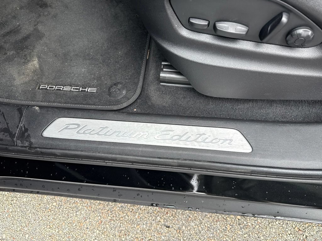 Certified 2023 Porsche Cayenne Platinum Edition AWD/4WD image 6