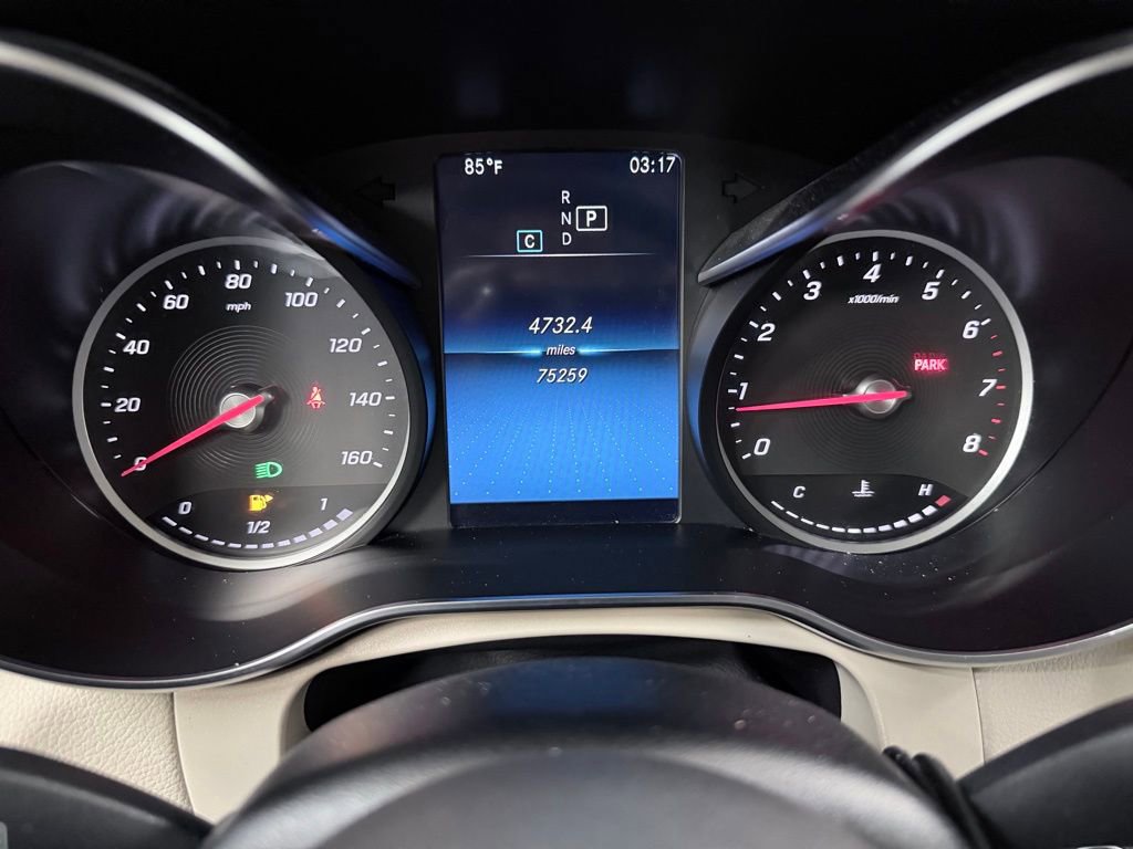 Used 2021 Mercedes-Benz GLC 300 image 14