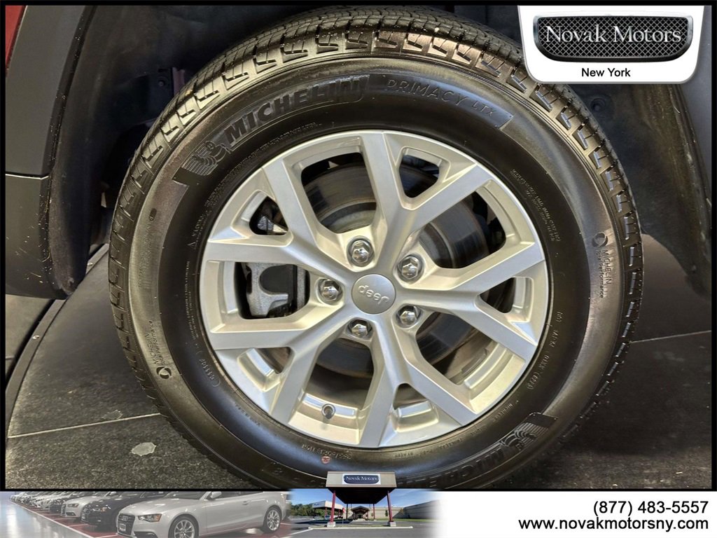 Used 2023 Jeep Grand Cherokee L Limited image 10