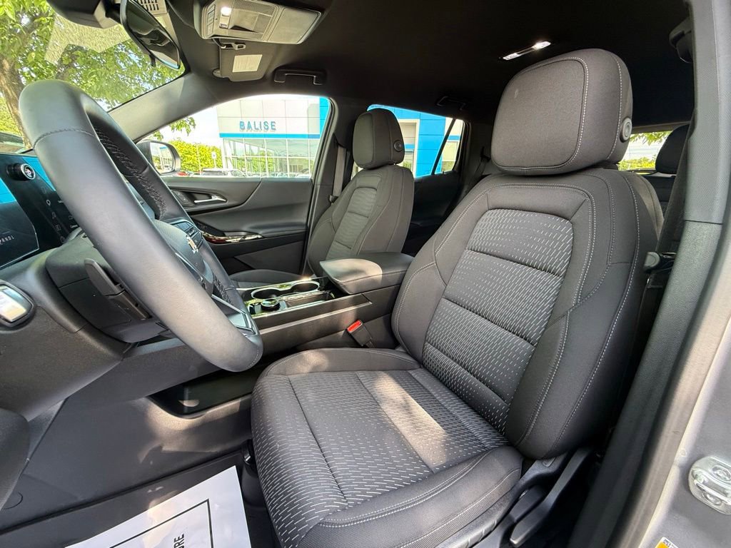 Used 2026 Chevrolet Equinox LT AWD/4WD image 23