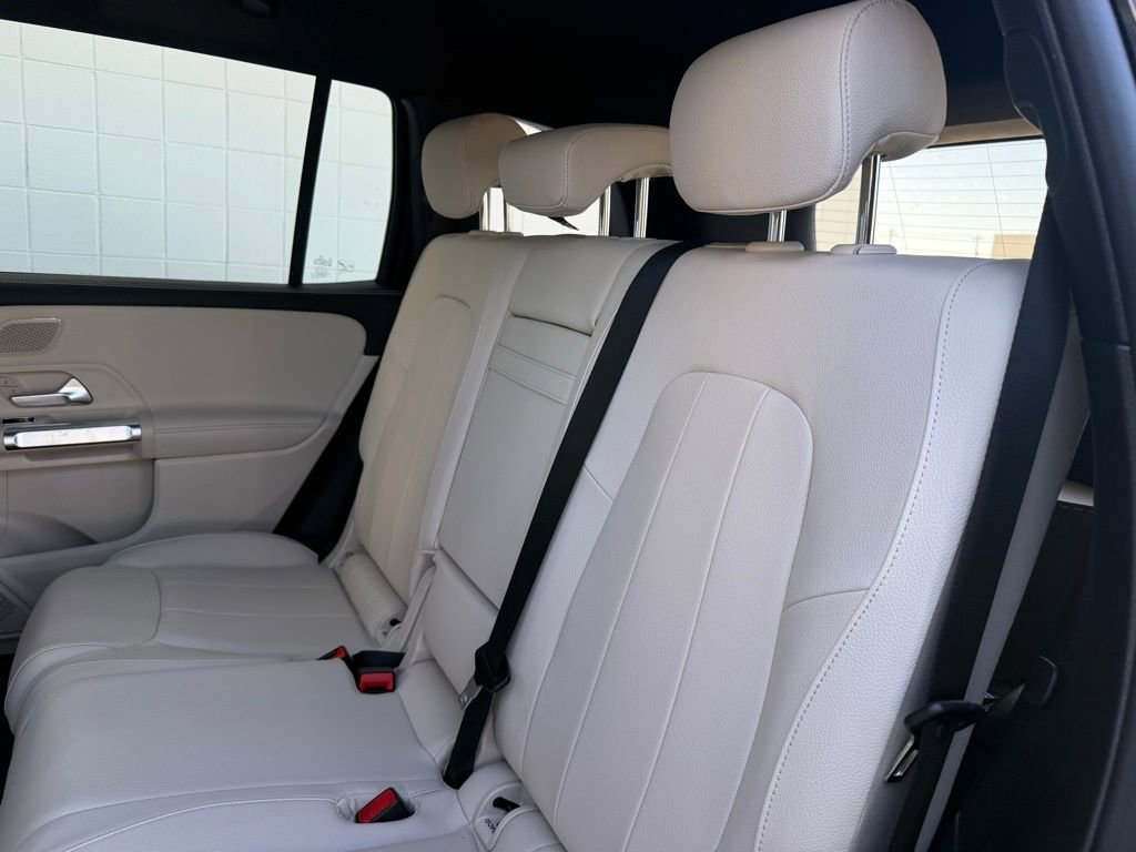 New 2026 Mercedes-Benz GLB 250 4MATIC image 32