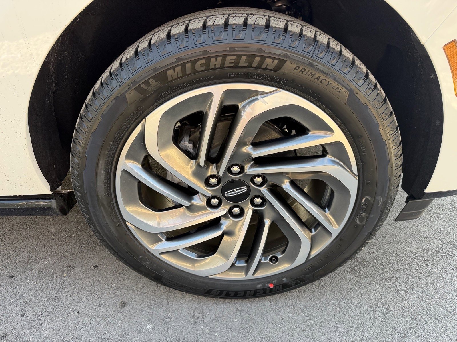 New 2026 Lincoln Navigator Reserve AWD/4WD image 9