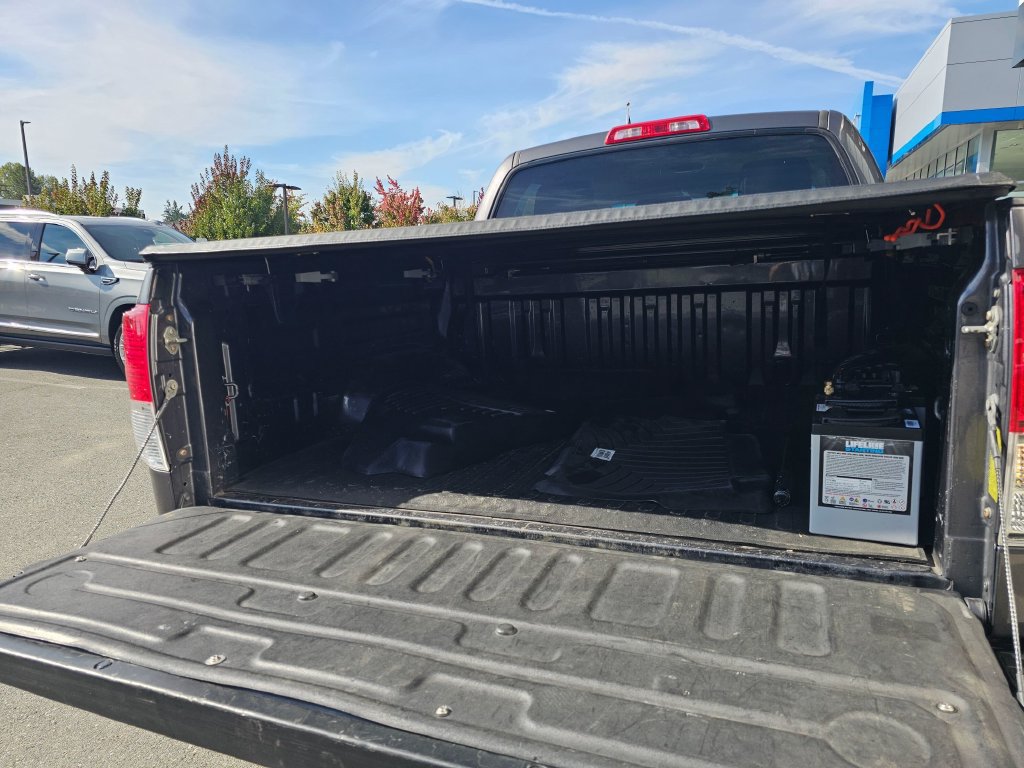 Used 2013 Toyota Tundra Platinum AWD/4WD image 17