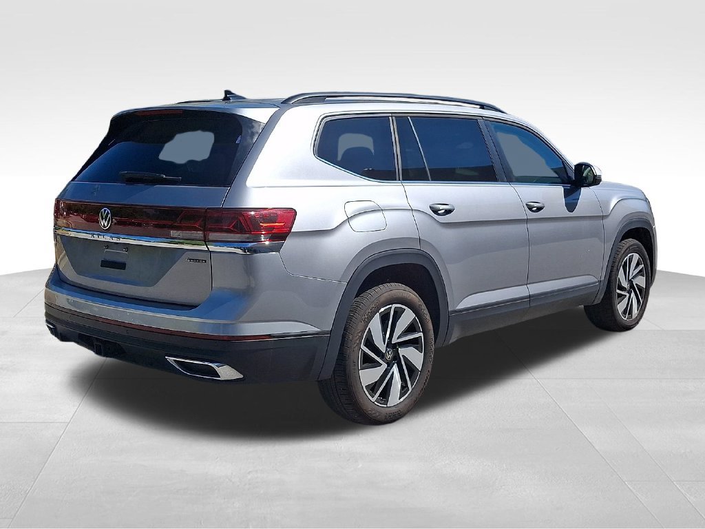 Used 2025 Volkswagen Atlas SE AWD/4WD image 6