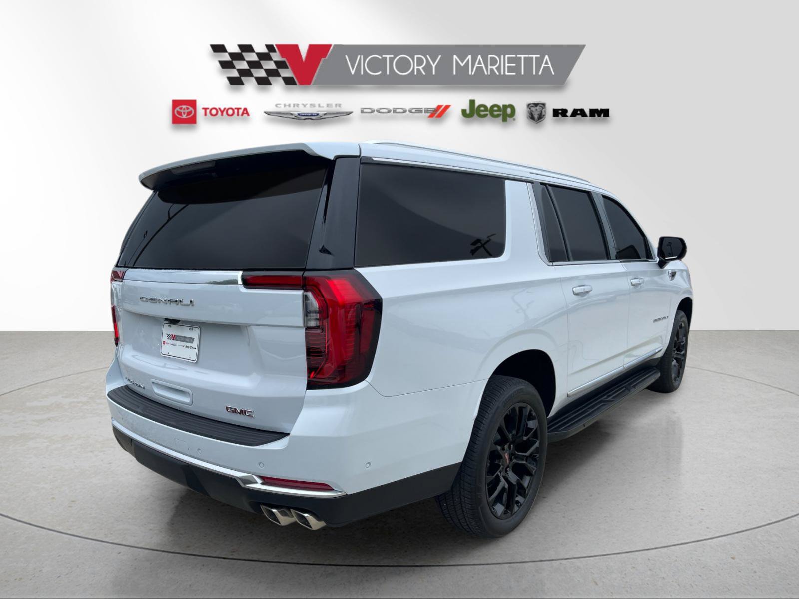 Used 2026 GMC Yukon XL Denali AWD/4WD image 5