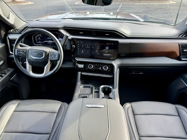 Used 2025 GMC Sierra 2500 Denali w/ Denali Reserve Package image 25