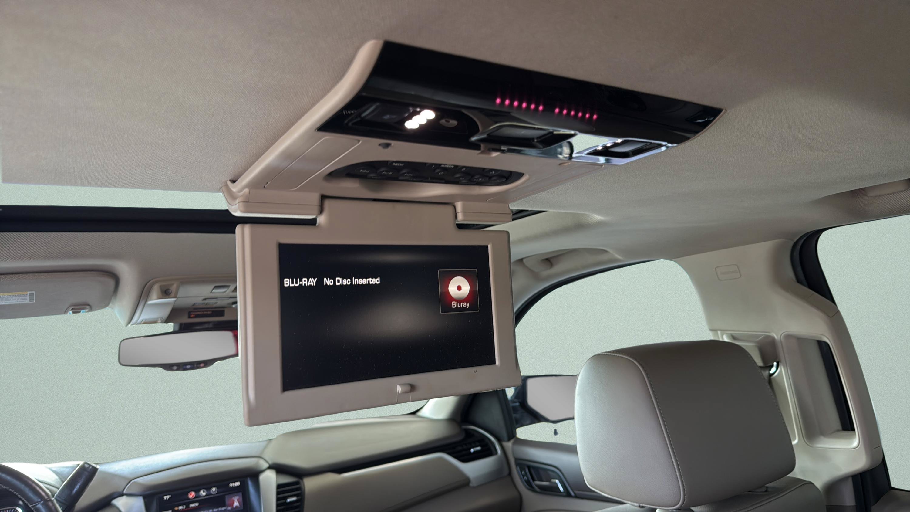 Used 2015 GMC Yukon SLT w/ Open Road Package RWD image 37