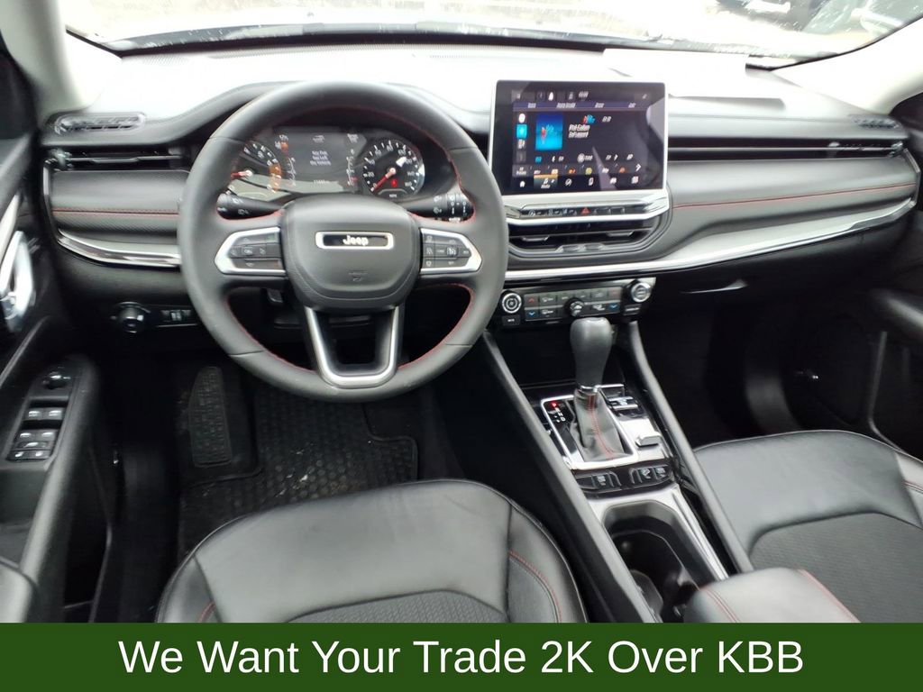 Used 2022 Jeep Compass Trailhawk w/ Sun and Sound Group AWD/4WD image 24