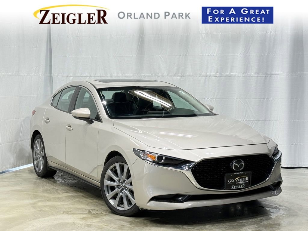 Used 2024 MAZDA MAZDA3 s image 1