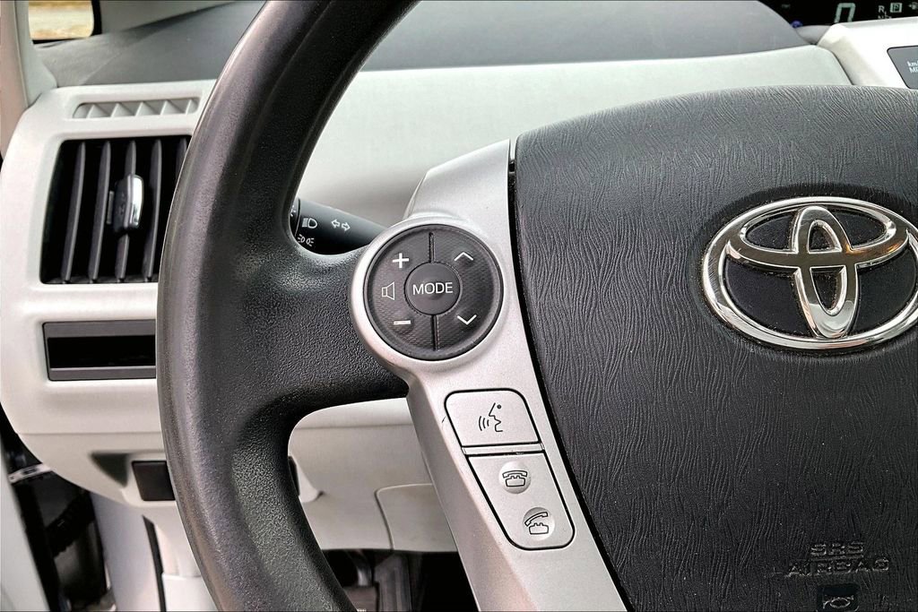 Used 2012 Toyota Prius V Three image 10