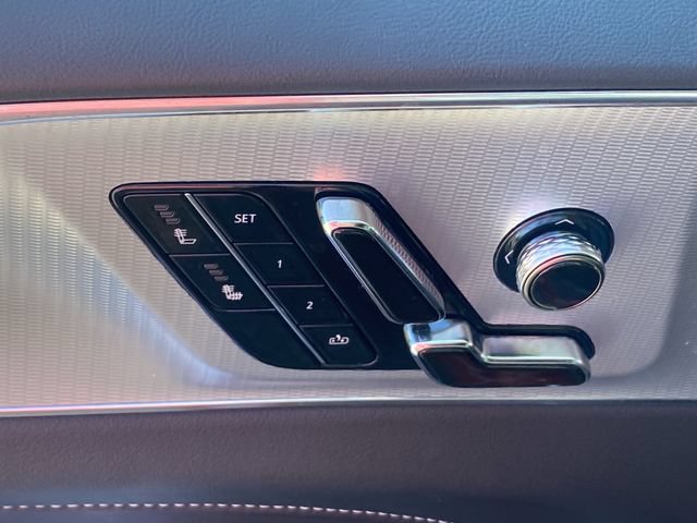 Certified 2024 Cadillac Lyriq Tech w/ Driver Assist Package AWD/4WD image 15