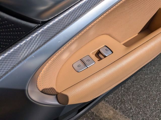Used 2022 Genesis G70 3.3T image 33