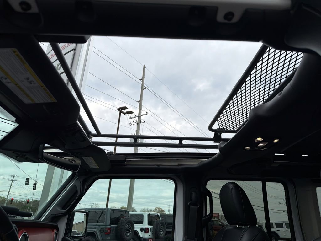 Used 2020 Jeep Wrangler Unlimited Rubicon AWD/4WD image 39