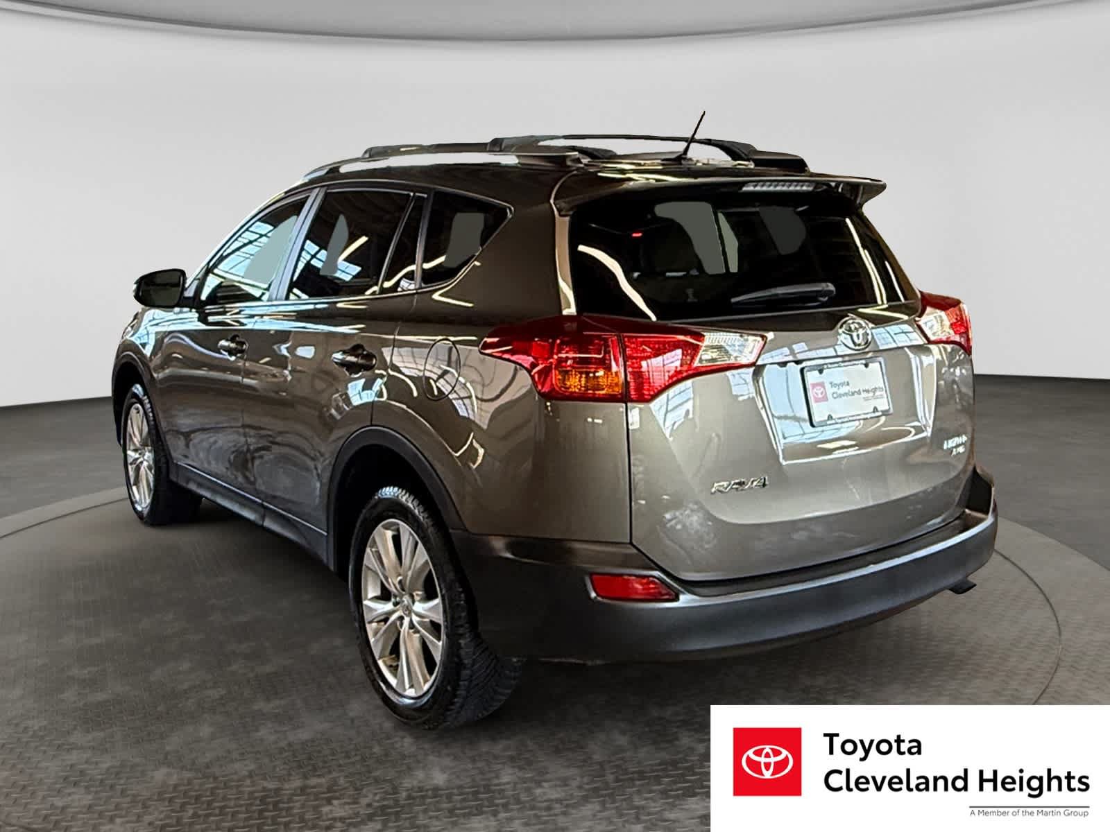 Used 2015 Toyota RAV4 Limited AWD/4WD image 7