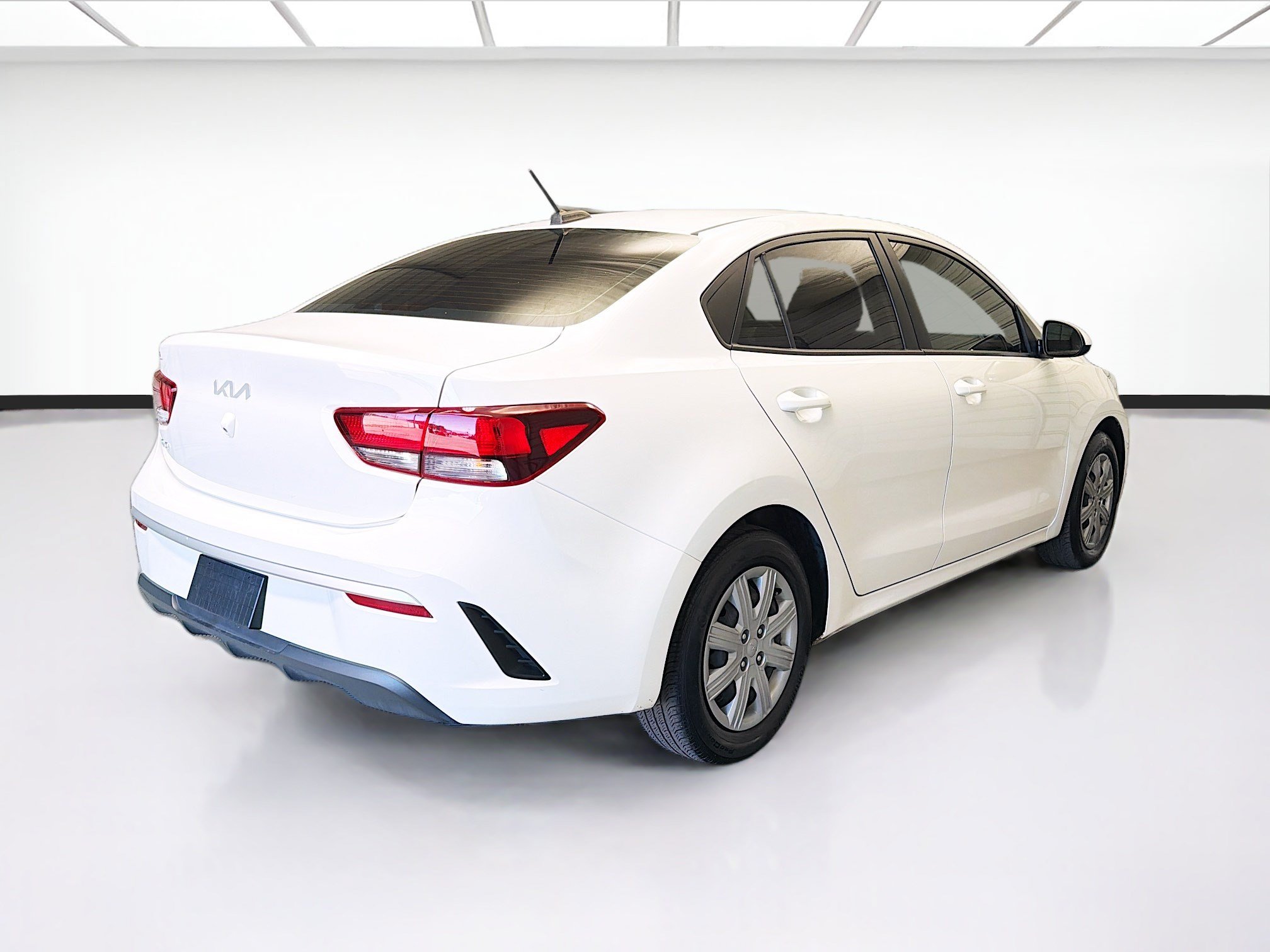 Used 2023 Kia Rio S FWD image 4