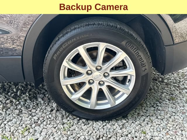 Used 2023 Cadillac XT4 Luxury w/ Driver Awareness Package AWD/4WD image 9