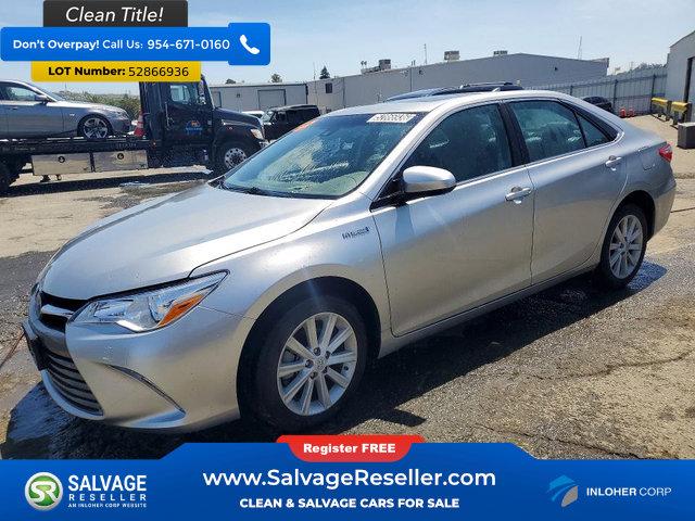 Used 2017 Toyota Camry XLE w/ Moonroof Package FWD image 1