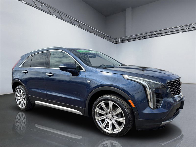 Used 2019 Cadillac XT4 Premium Luxury w/ Enhanced Visibility Package image 8