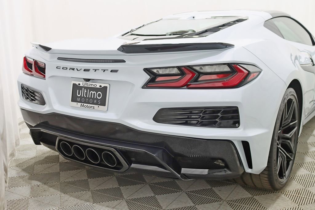 Used 2023 Chevrolet Corvette Z06 w/ Stealth Interior Trim Package image 13