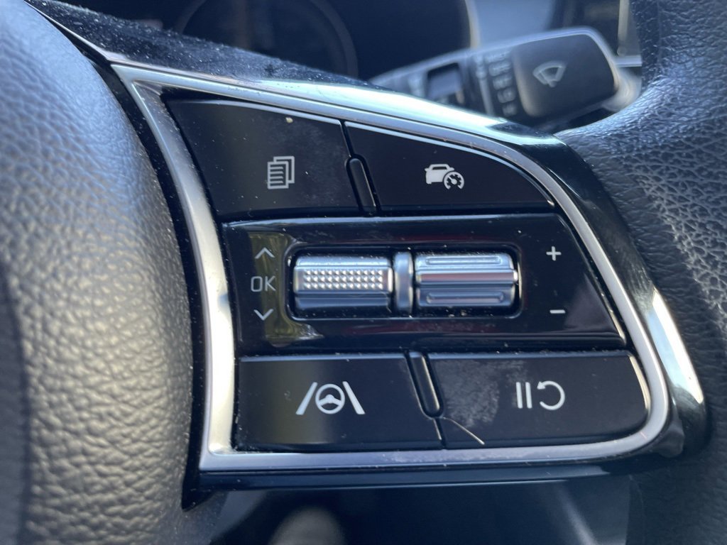 Used 2022 Kia Forte LXS image 14