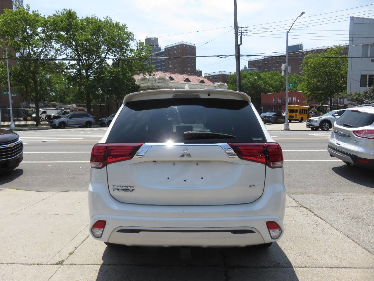 Used 2020 Mitsubishi Outlander SEL image 7