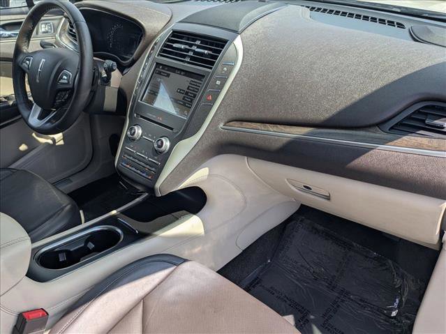 Used 2017 Lincoln MKC Reserve FWD image 22