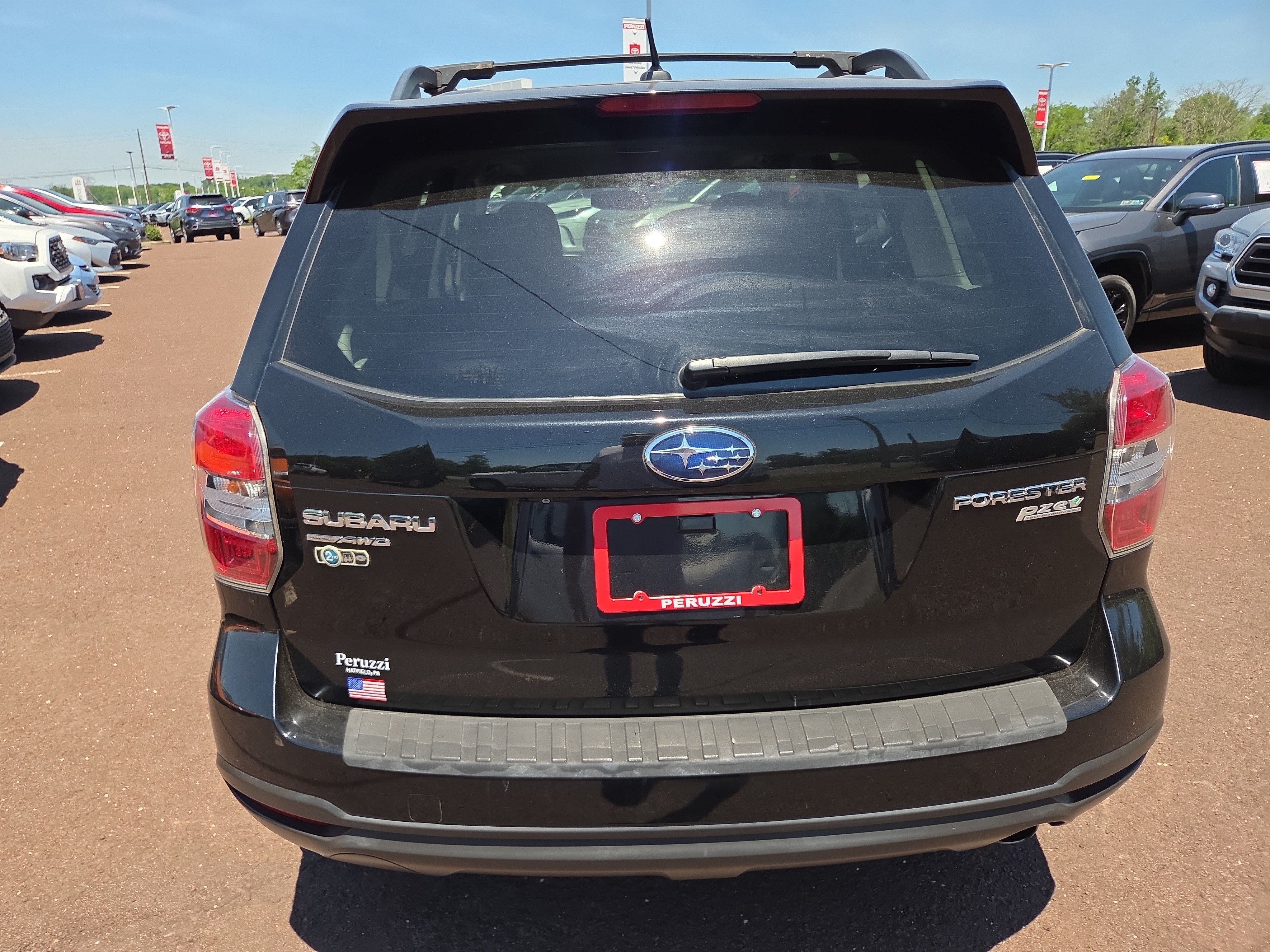 Used 2015 Subaru Forester 2.5i Touring AWD/4WD image 4