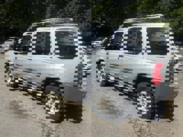 Used 2001 Nissan Xterra SE image 6