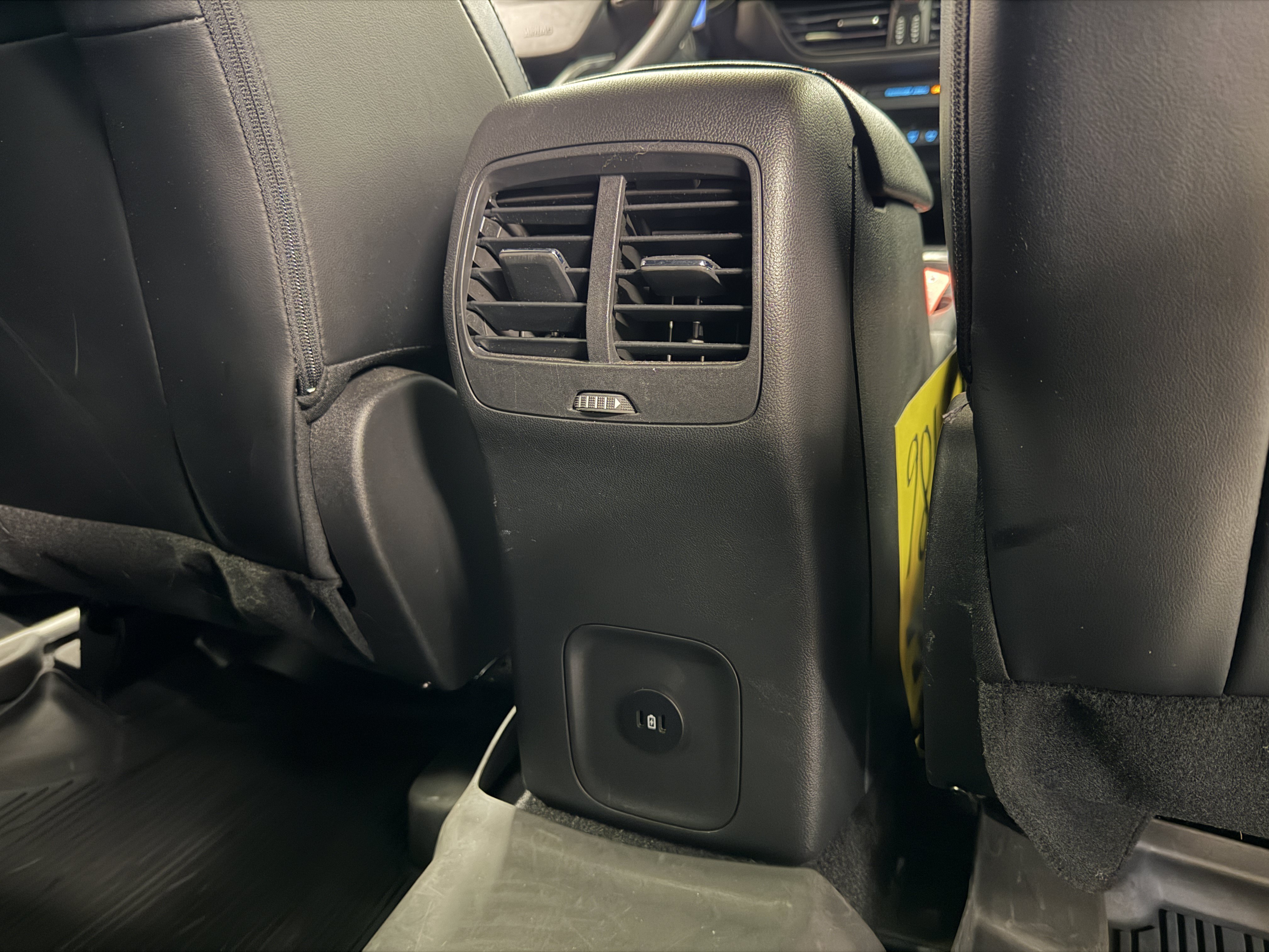 Used 2024 Ford Escape ST-Line w/ Tech Pack #1 AWD/4WD image 22
