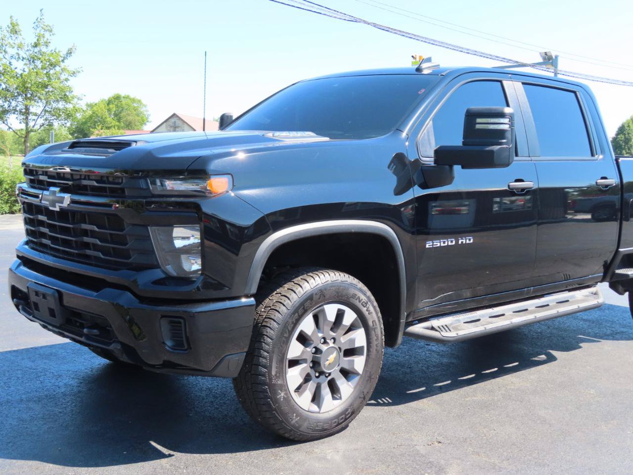 Used 2024 Chevrolet Silverado 2500 Custom w/ Custom Convenience Package AWD/4WD image 10