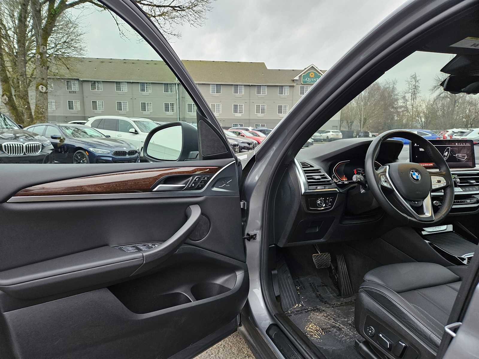 Used 2024 BMW X3 xDrive30i image 23