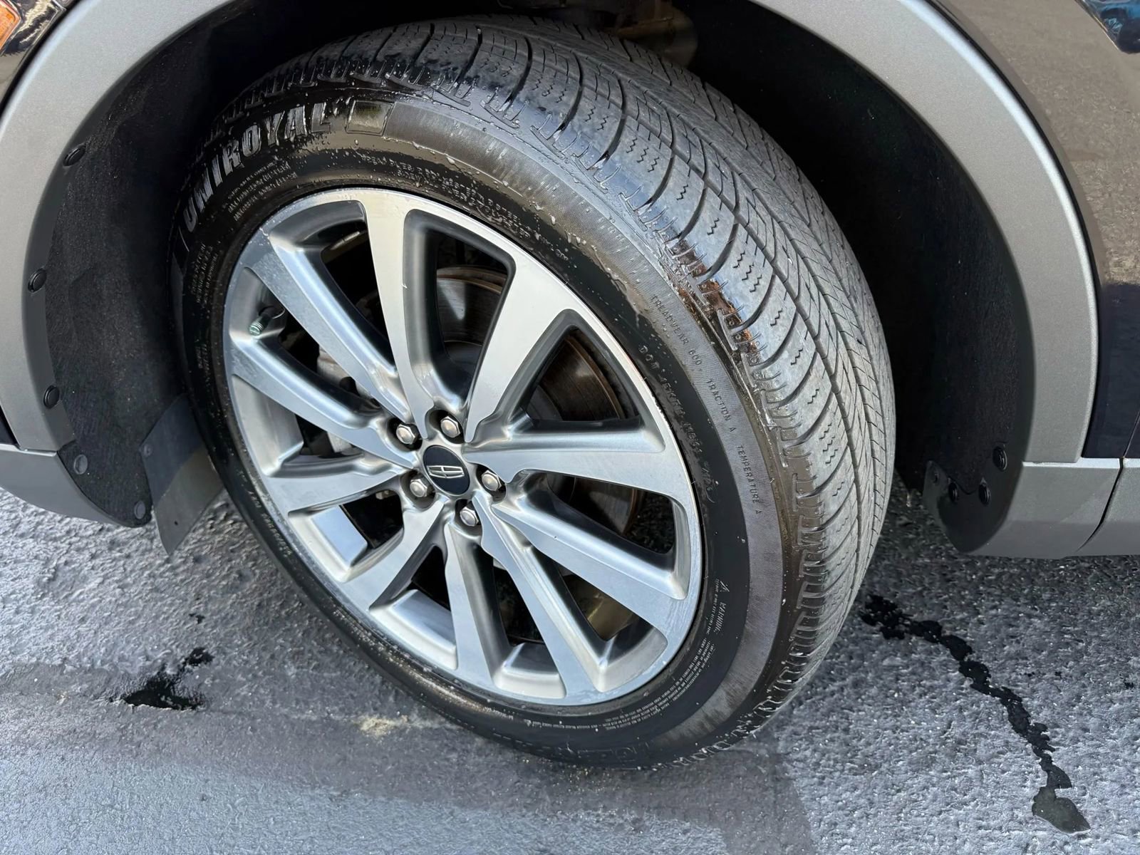 Used 2019 Lincoln Nautilus Select image 54