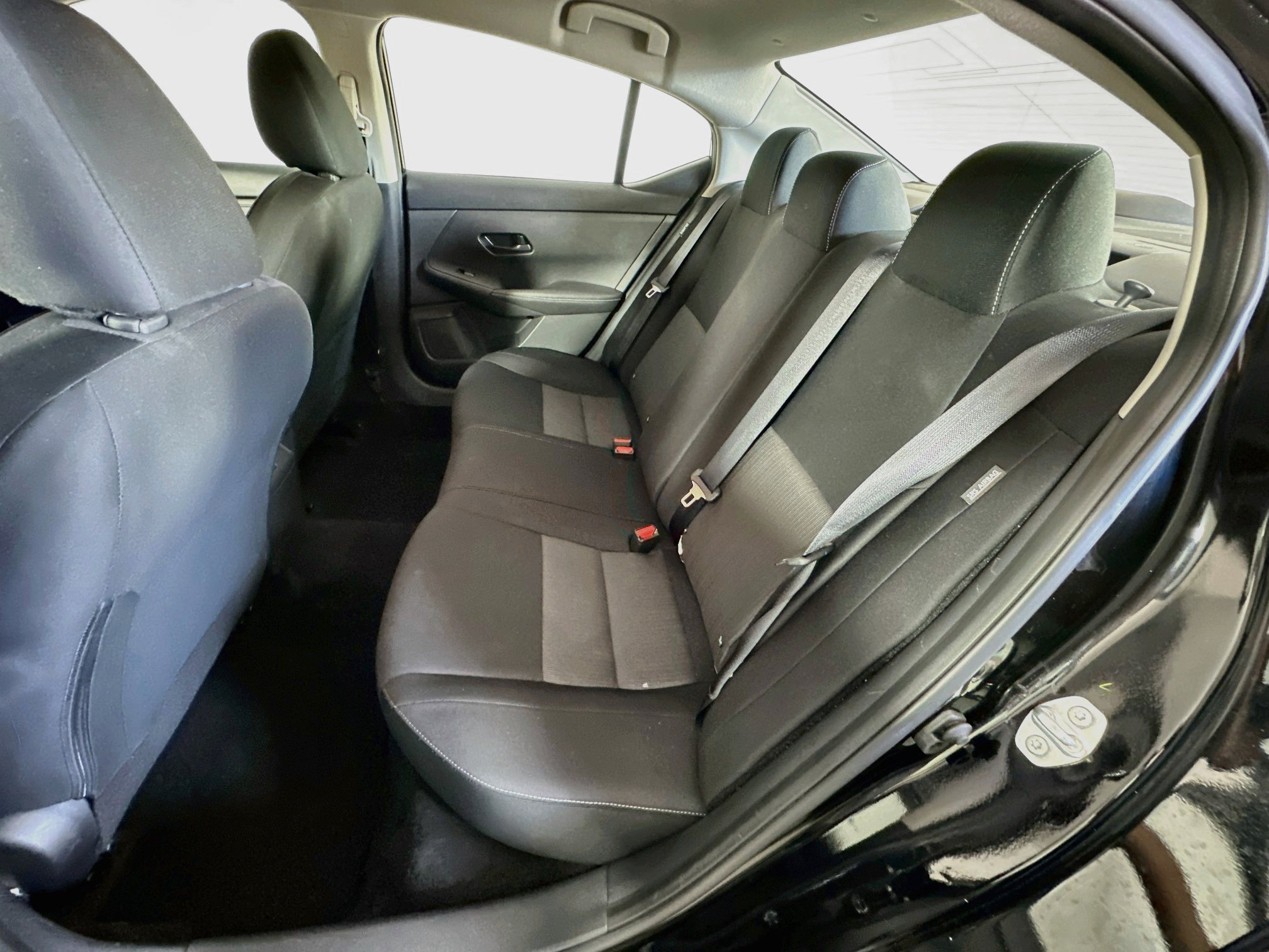 Used 2025 Nissan Sentra SV FWD image 25