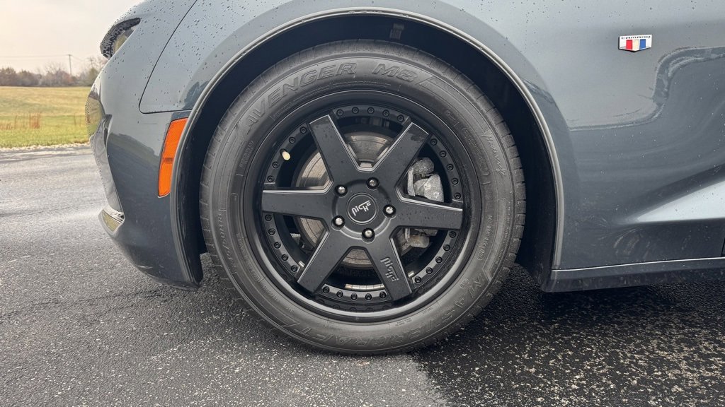 Used 2019 Chevrolet Camaro LT image 27